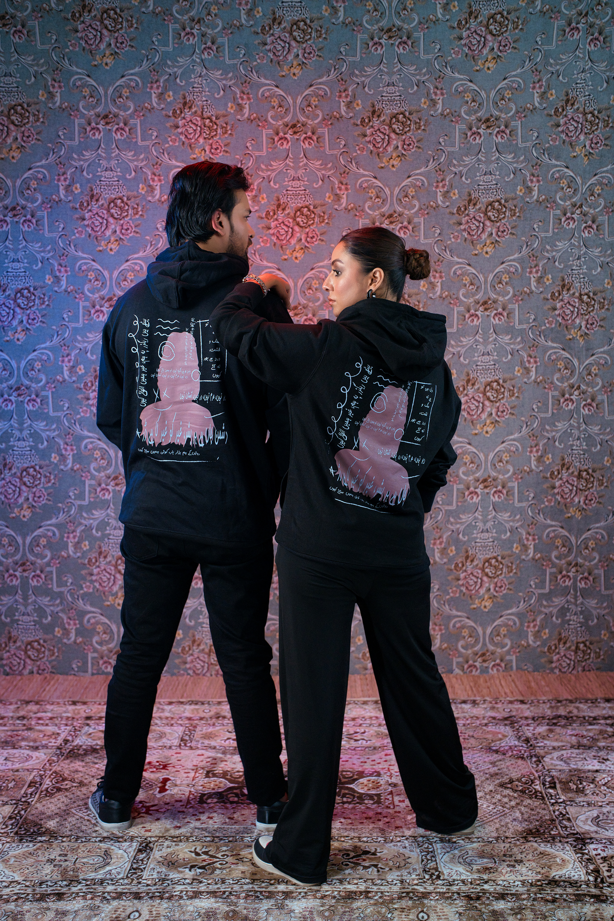 Urdu Poetry Couple Hoodie & Sweatpants In Black By Ghalib